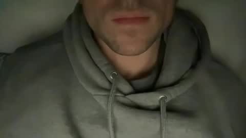 Snapshot of calvinzz chatting on 11.18.25 calvinzz online show from 11.18.25