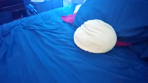 Snapshot of calyman77 chatting on 09.09.25 calyman77 online show from 09.09.25