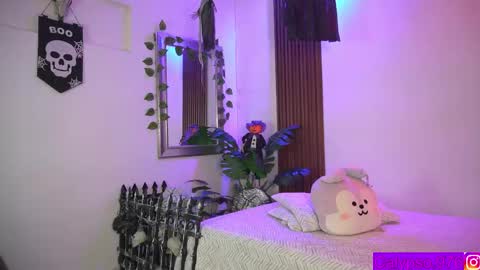 Calypso and Kayla online show from 11.01.25