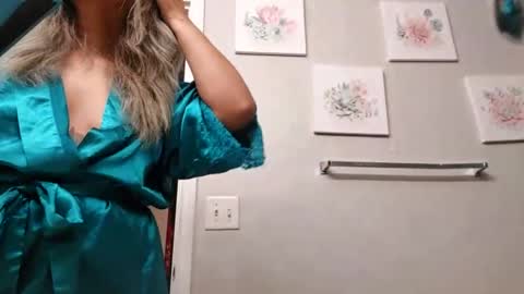 Snapshot of calypsokm chatting on 02.07.25 calypsokm online show from 02.07.25