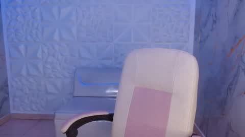 Snapshot of cam_xman chatting on 04.20.26 cam_xman online show from 04.20.26