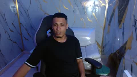 Snapshot of cam_xman chatting on 05.14.26 cam_xman online show from 05.14.26