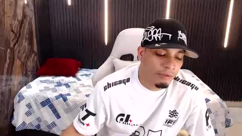 Snapshot of cam_xman chatting on 07.19.26 cam_xman online show from 07.19.26