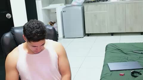 camara110 online show from 04.26.26