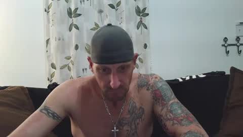 Chillaxin lets talk  online show from 01.23.25