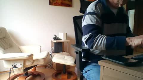 camcologne online show from 04.12.26