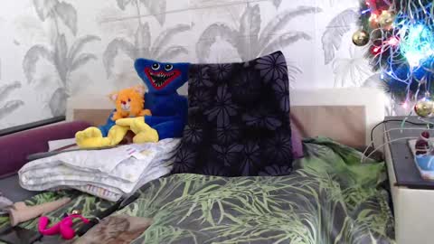 CamDiva1 online show from 02.21.25