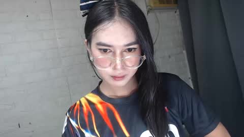 camela_star online show from 02.04.25