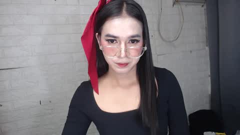 camela_star online show from 02.17.25