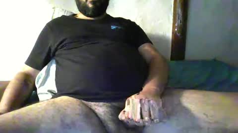 Snapshot of camera008 chatting on 02.12.25 camera008 online show from 02.12.25