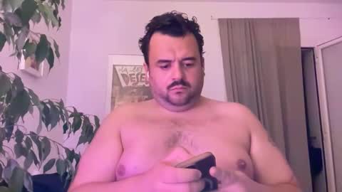 camerasareflashin online show from 04.04.26