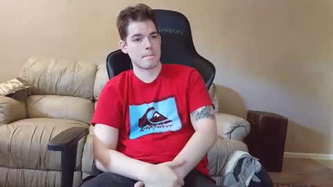 Snapshot of camerondt chatting on 05.15.26 camerondt online show from 05.15.26