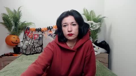 Cameronenns online show from 10.28.25