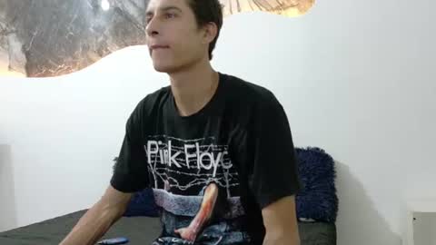 Snapshot of cameronsilverman chatting on 06.15.26 cameronsilverman online show from 06.15.26