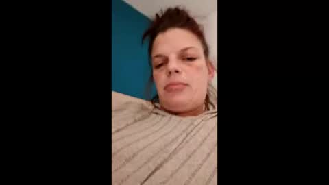 Caresse ... online show from 11.04.25