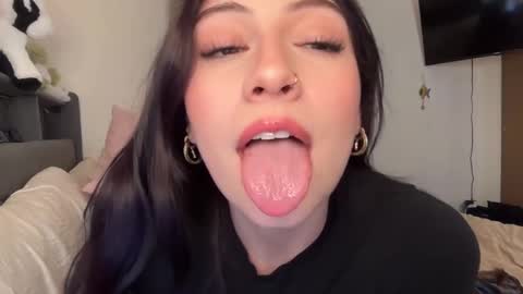 Camila online show from 02.17.26