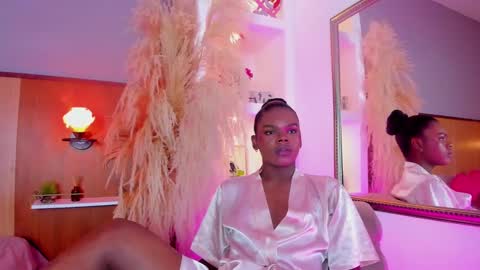 camiestrada online show from 02.01.25