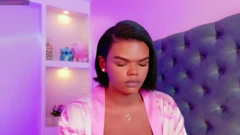 camiestrada online show from 10.08.25