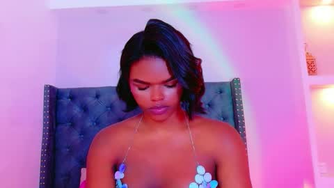 camiestrada online show from 01.18.26