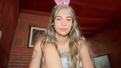 camii19y online show from 10.31.25