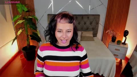 Cami online show from 10.18.25
