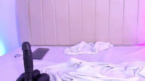 Snapshot of camila_adams chatting on 12.05.24 Cami online show from 12.05.24