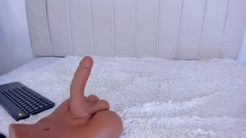 Snapshot of camila_adams chatting on 03.08.25 Cami online show from 03.08.25