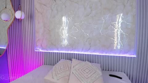 Snapshot of camila_adams chatting on 09.22.25 Cami online show from 09.22.25