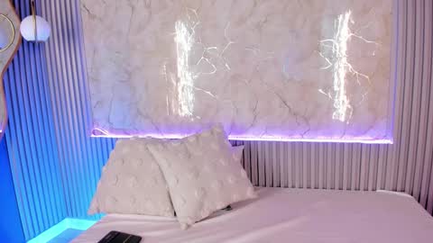 Snapshot of camila_adams chatting on 09.26.25 Cami online show from 09.26.25