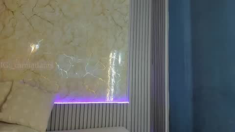 Snapshot of camila_adams chatting on 09.30.25 Cami online show from 09.30.25