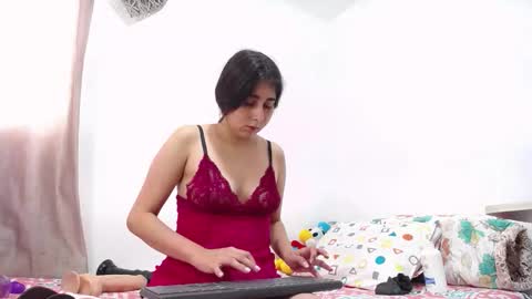 Snapshot of camila_cami chatting on 09.14.25 Camila online show from 09.14.25