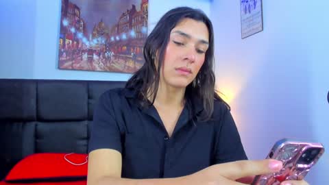  s online show from 01.22.25