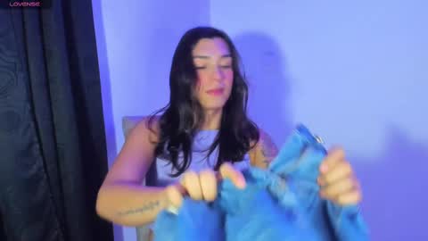  s online show from 02.28.25