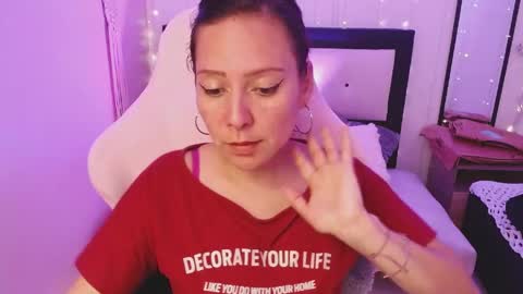 Snapshot of camila_delarosa chatting on 05.27.26 camila online show from 05.27.26