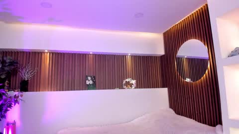 Camila online show from 12.17.24