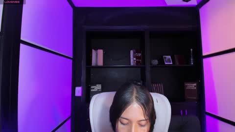 Snapshot of camila_harperr chatting on 01.21.25 C A M I L A online show from 01.21.25