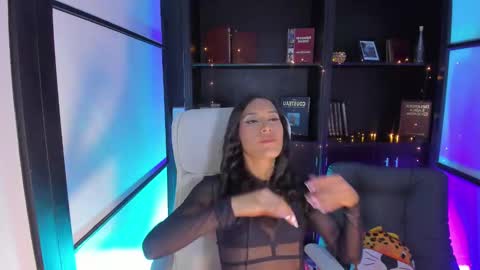 Snapshot of camila_harperr chatting on 02.03.25 C A M I L A online show from 02.03.25