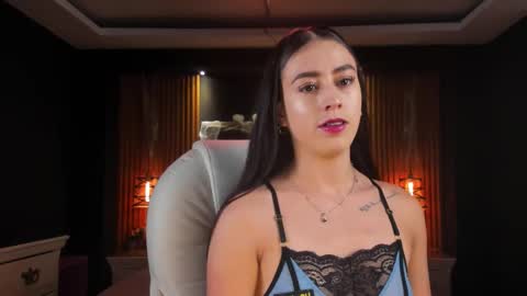 camila_martinez9 online show from 10.22.25