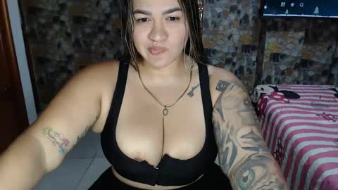 Snapshot of camila_rosess chatting on 12.23.25 valentinaEpic way Ive been fucked 1515 online show from 12.23.25