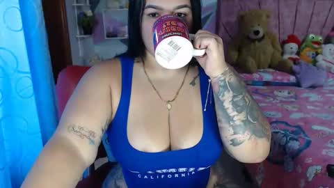 Snapshot of camila_rosess chatting on 03.25.26 valentinaEpic way Ive been fucked 1515 online show from 03.25.26