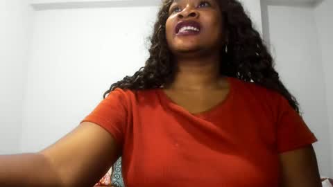 Snapshot of camila_sandoval_01 chatting on 02.28.25 Camila online show from 02.28.25