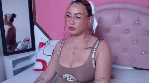 Camila online show from 02.25.25