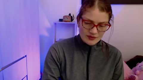 Snapshot of camila_ventura chatting on 08.09.26 Camila ventura online show from 08.09.26