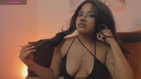 Camila Foox online show from 10.25.25