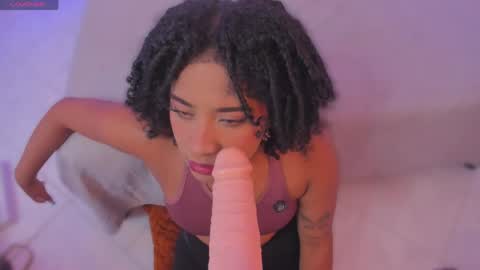 Camila Foox online show from 04.14.26