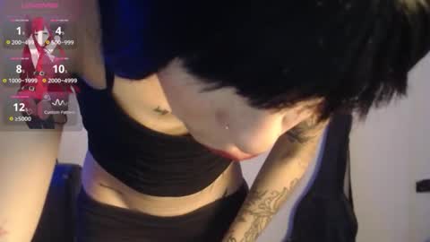 Snapshot of camilahot_girl chatting on 05.20.26 kira online show from 05.20.26