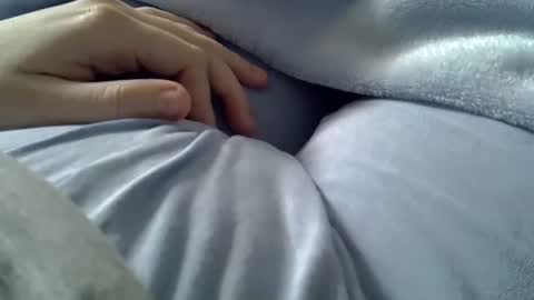 flash 50 tokens BIG CLIT  tits pussy. masturbation big clit 150 tokens fingers inside pussy 1000 tk  pump big clit 300 tk online show from 11.21.25