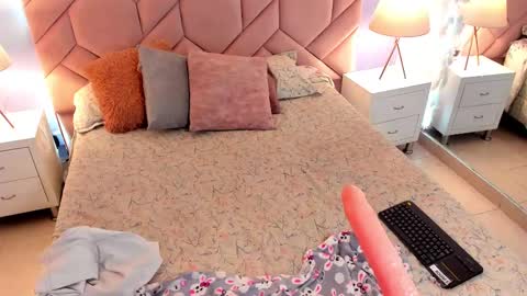 Camila  online show from 12.19.24