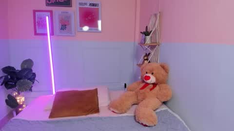 Camila  online show from 12.05.25