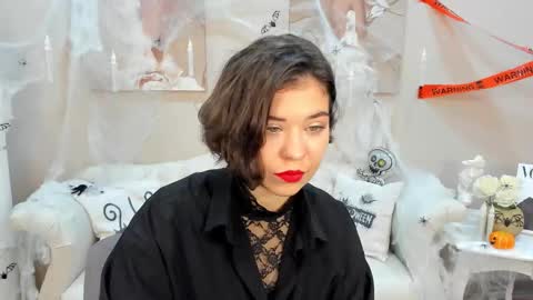 Snapshot of camilarush chatting on 10.28.25 Camila online show from 10.28.25